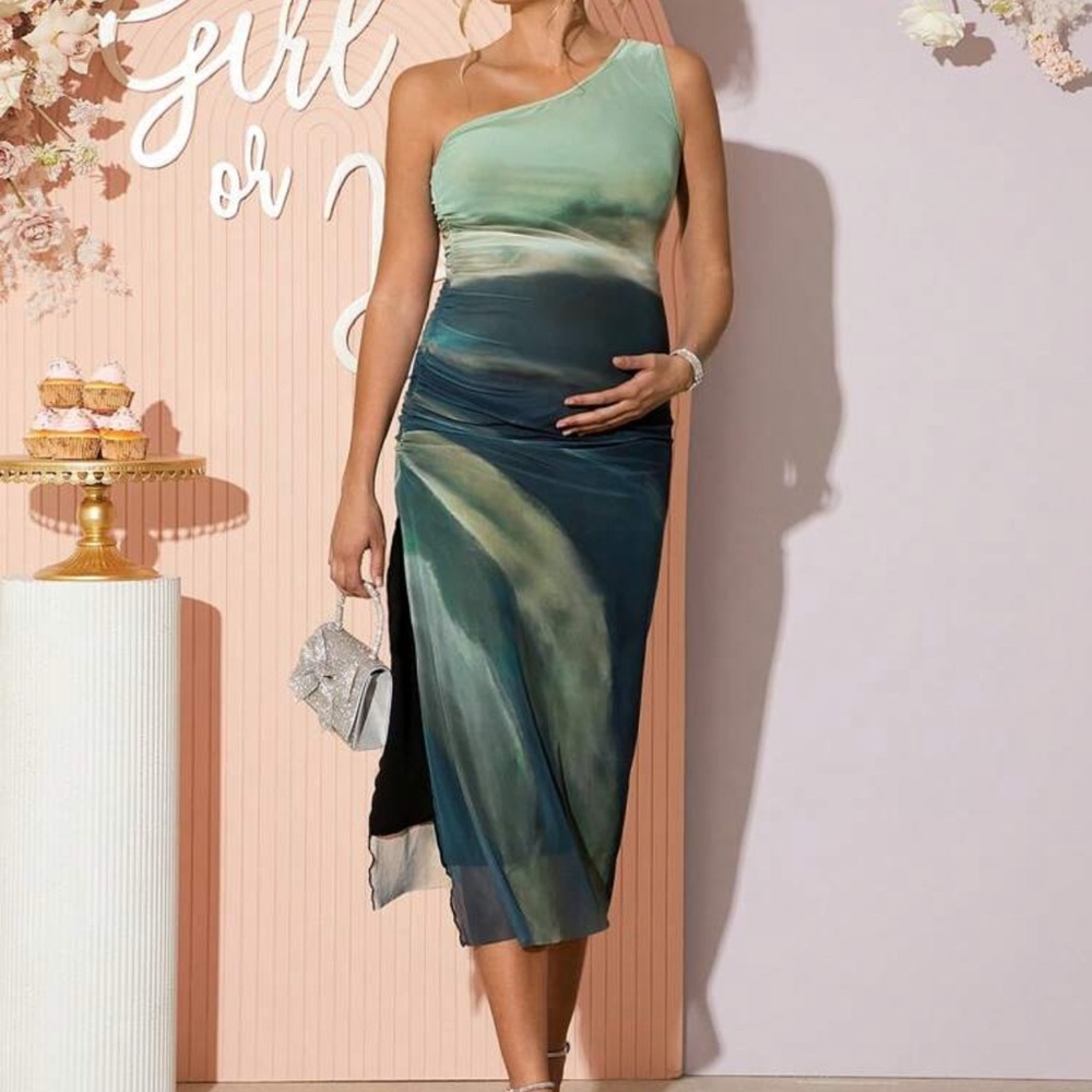 Elegant One-Shoulder Green Maternity Dress
